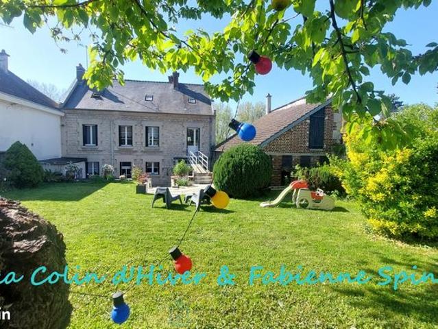Maison 7 pièces 214 m²