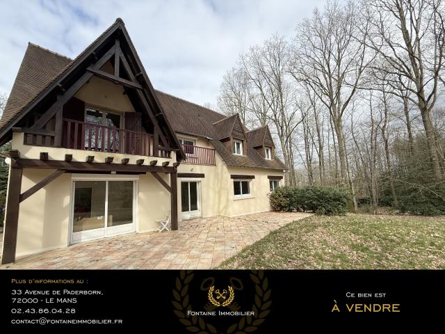 Maison 7 pièces 214 m²