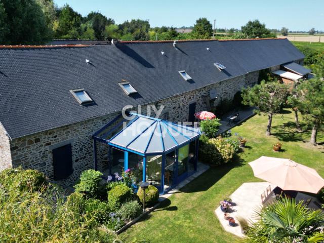 Maison 7 pièces 214 m²