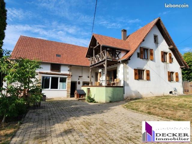 Maison 7 pièces 214 m²
