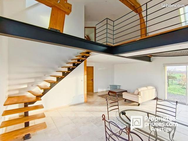 Maison 7 pièces 214 m²