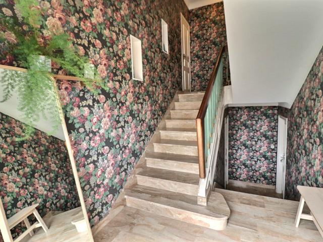 Maison 7 pièces 215 m²