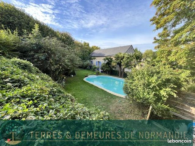 Maison 7 pièces 215 m²