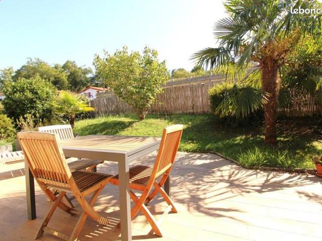 Maison 7 pièces 215 m²