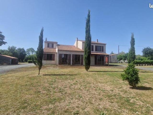Maison 7 pièces 210 m²