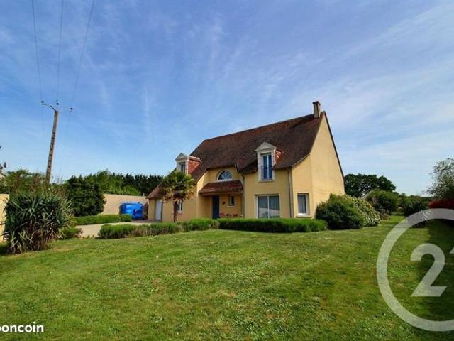Maison 7 pièces 215 m²