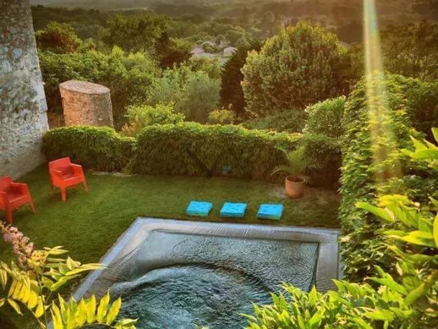 Maison 7 pièces 215 m²