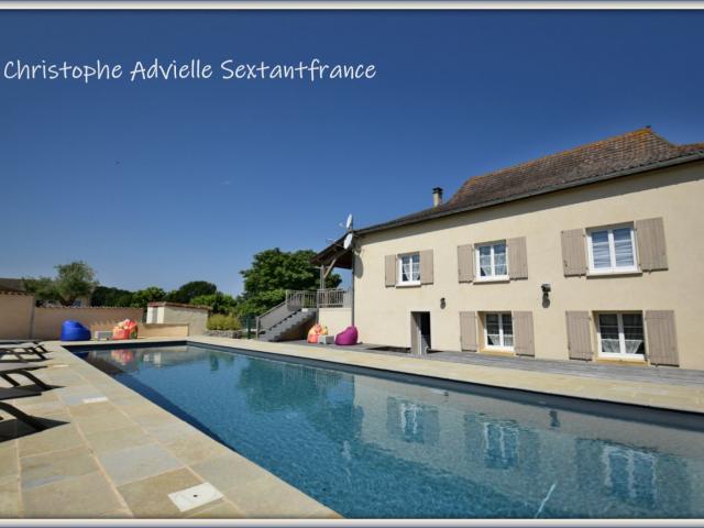 Maison 7 pièces 215 m²