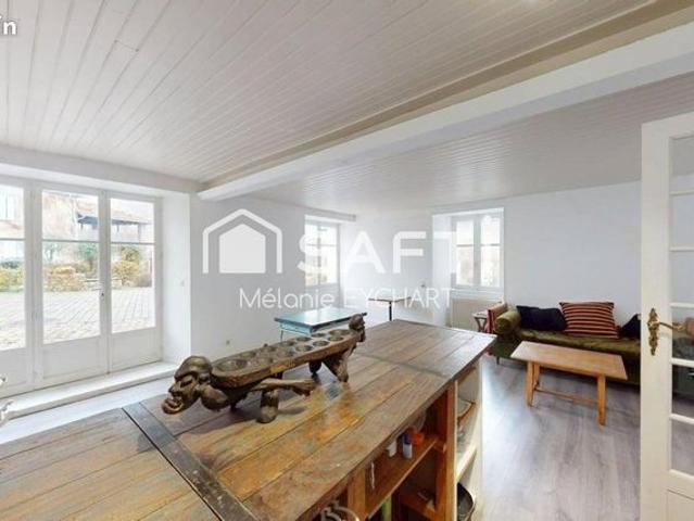 Maison 7 pièces 215 m²