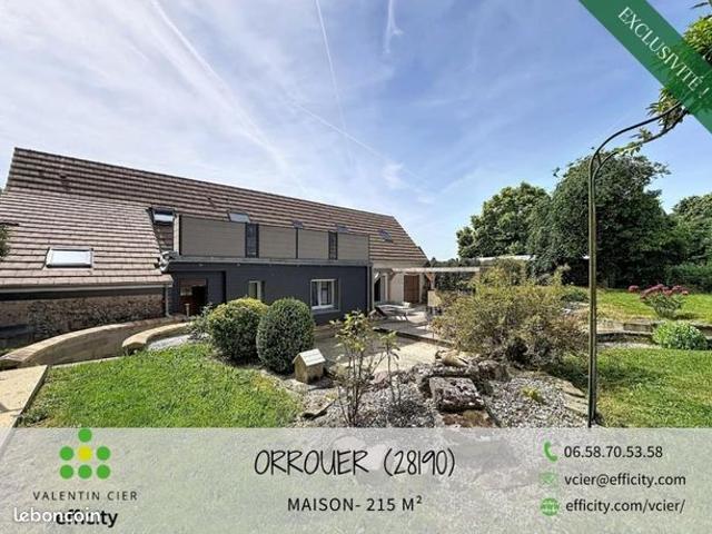 Maison 7 pièces 215 m²