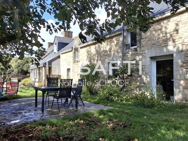 Maison 7 pièces 215 m²