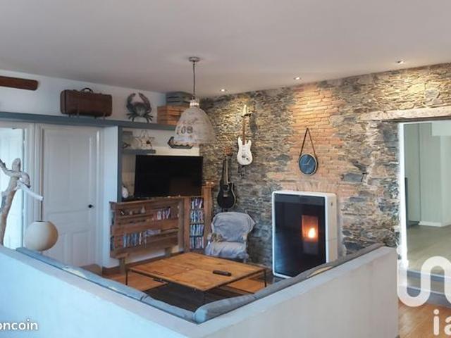 Maison 7 pièces 215 m²