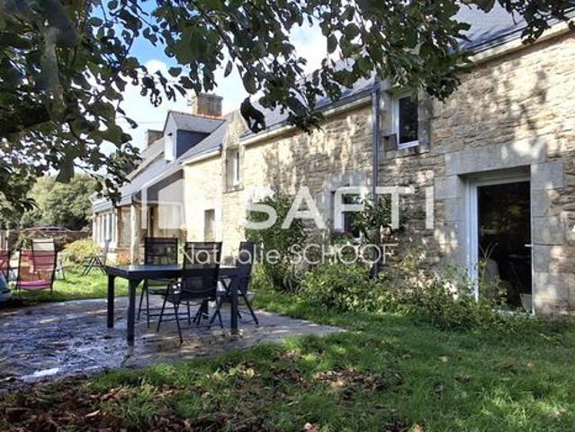 Maison 7 pièces 215 m²