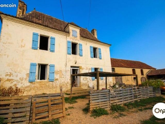 Maison 7 pièces 215 m²