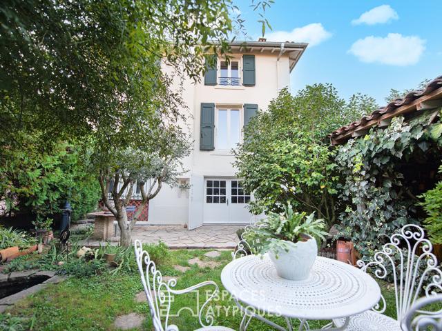 Maison 7 pièces 215 m²