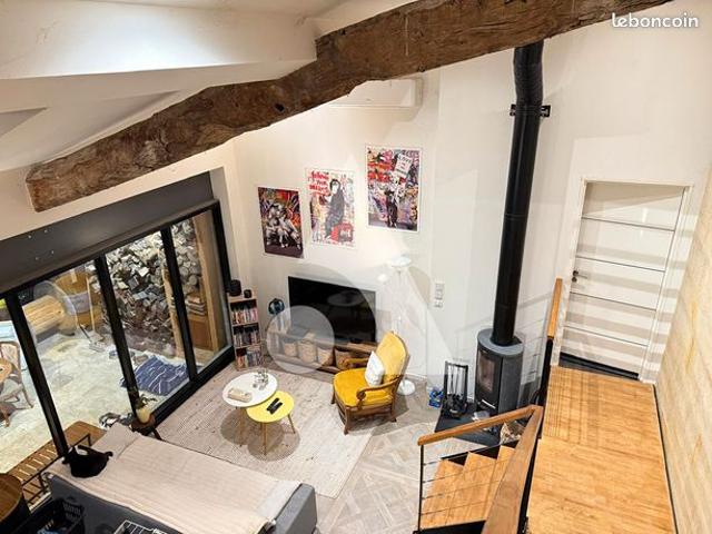 Maison 7 pièces 215 m²