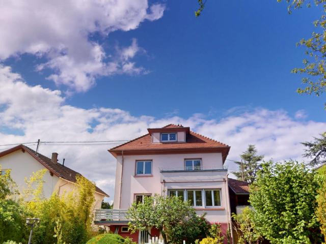 Maison 7 pièces 215 m²