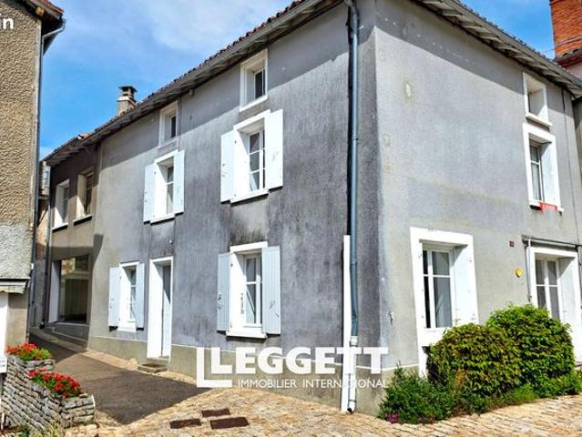 Maison 7 pièces 215 m²