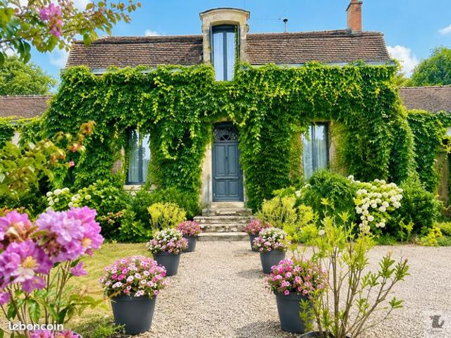 Maison 7 pièces 215 m²