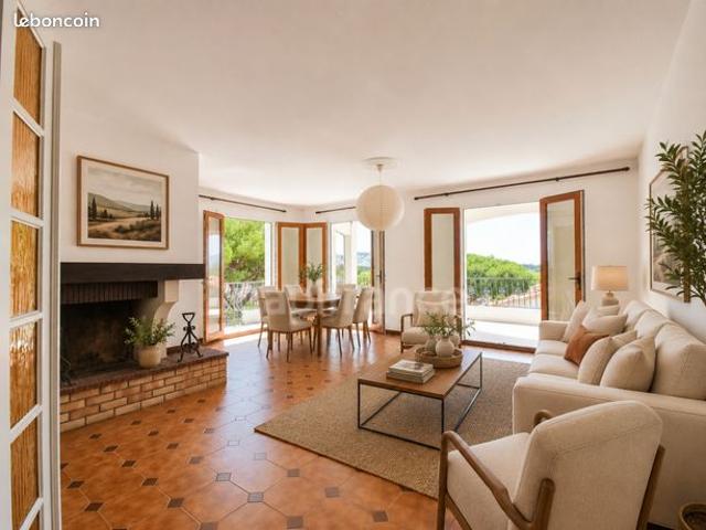 Maison 7 pièces 215 m²