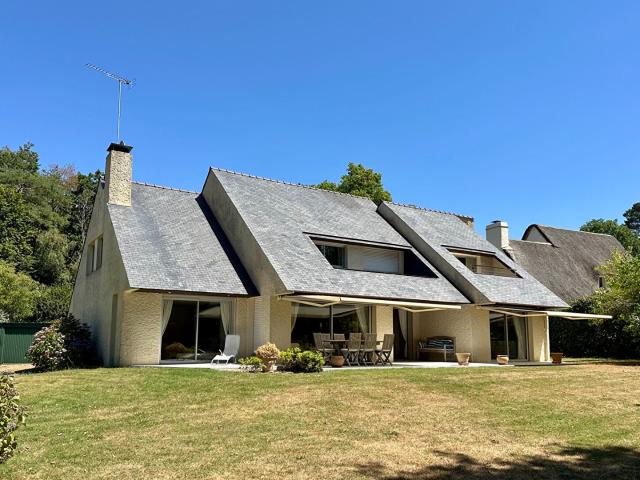 Maison 7 pièces 215 m²