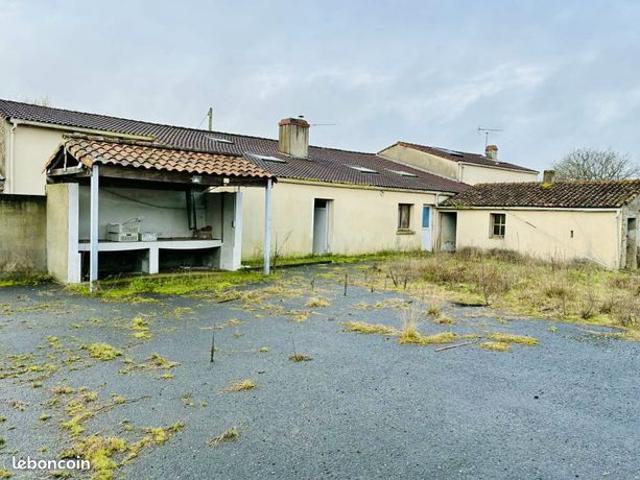 Maison 7 pièces 216 m²