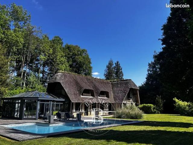 Maison 7 pièces 216 m²