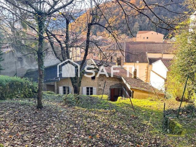 Maison 7 pièces 216 m²