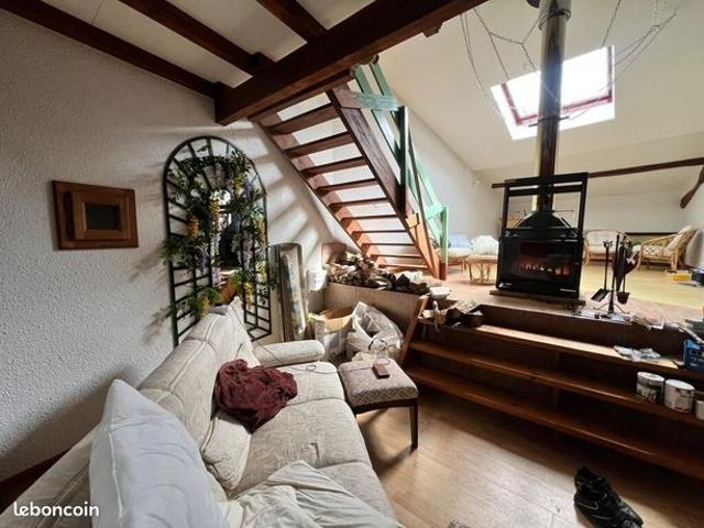 Maison 7 pièces 216 m²
