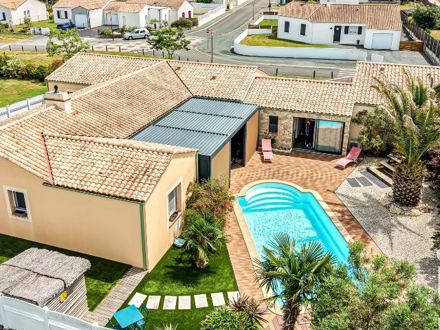 Maison 7 pièces 216 m²