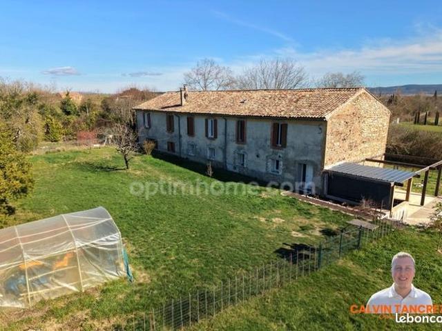 Maison 7 pièces 216 m²