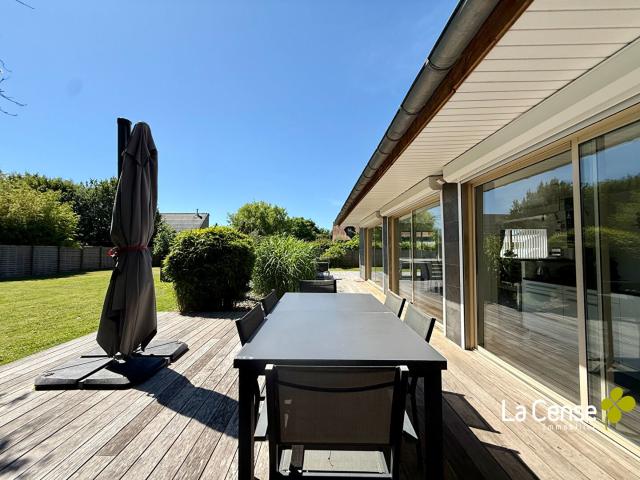 Maison 7 pièces 216 m²