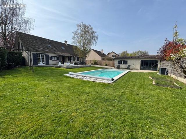 Maison 7 pièces 177 m²