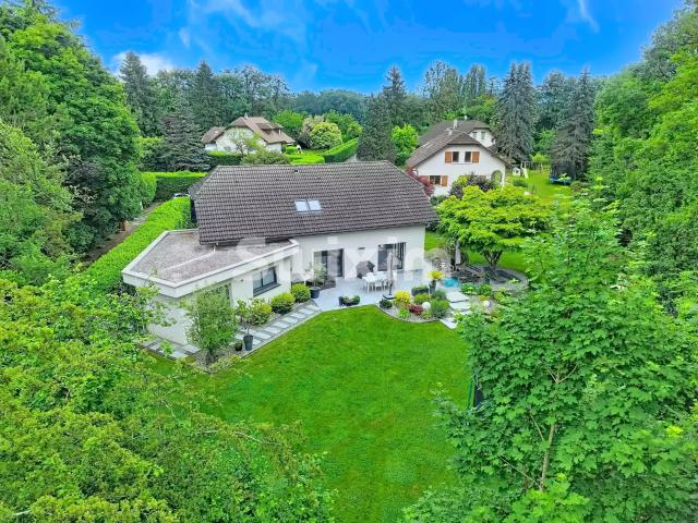 Maison 7 pièces 216 m²