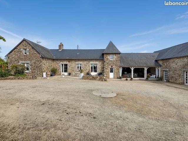 Maison 7 pièces 216 m²