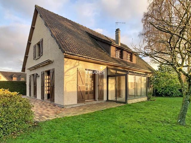 Maison 7 pièces 217 m²