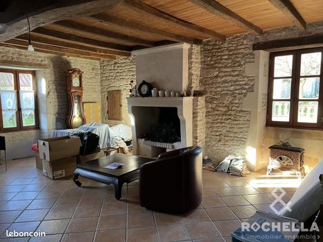 Maison 7 pièces 217 m²