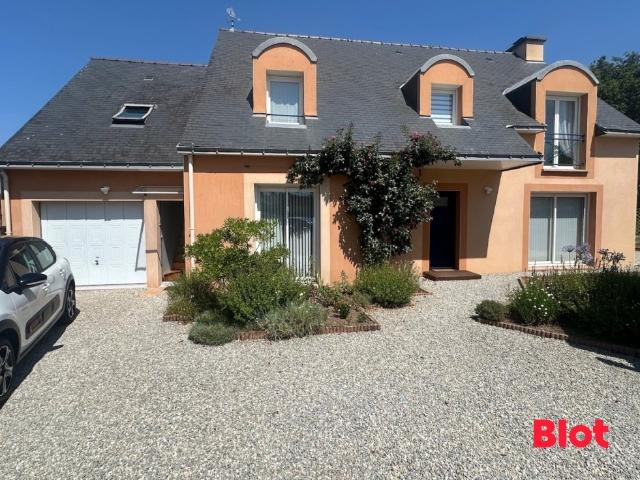 Maison 7 pièces 217 m²