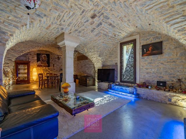 Maison 7 pièces 192 m²