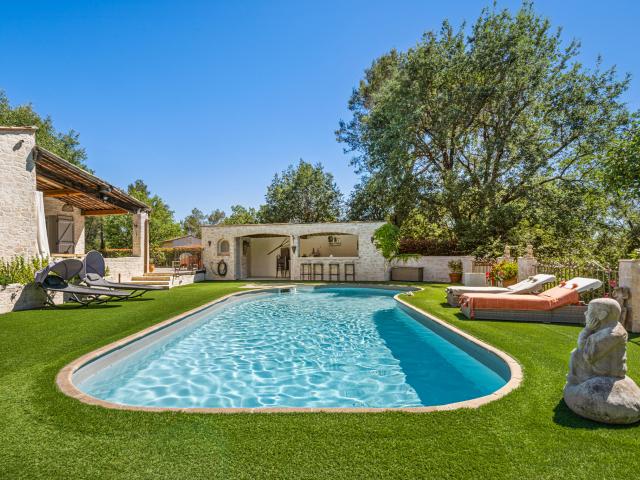 Maison 7 pièces 217 m²