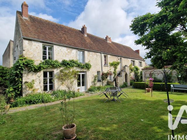 Maison 7 pièces 217 m²