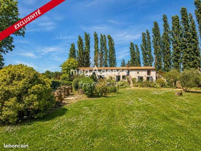 Maison 7 pièces 217 m²