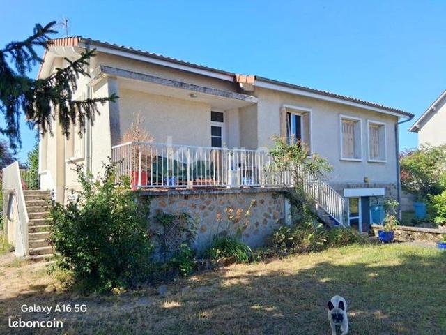 Maison 7 pièces 217 m²