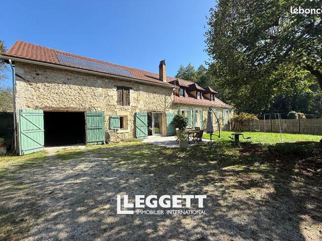 Maison 7 pièces 218 m²