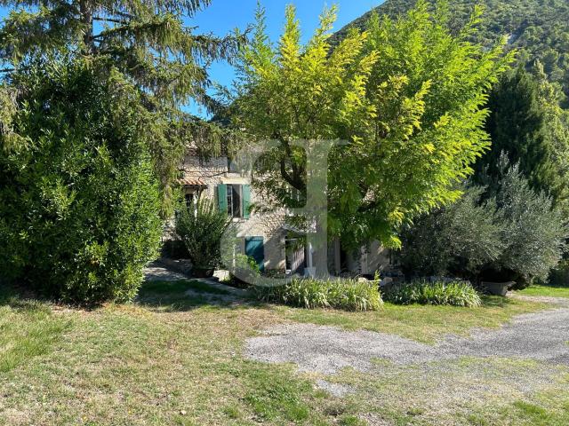 Maison 7 pièces 218 m²
