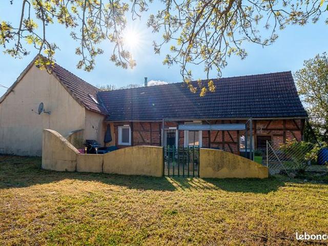 Maison 7 pièces 218 m²
