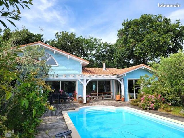 Maison 7 pièces 218 m²