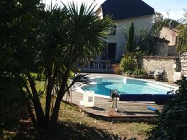 Maison 7 pièces 218 m²
