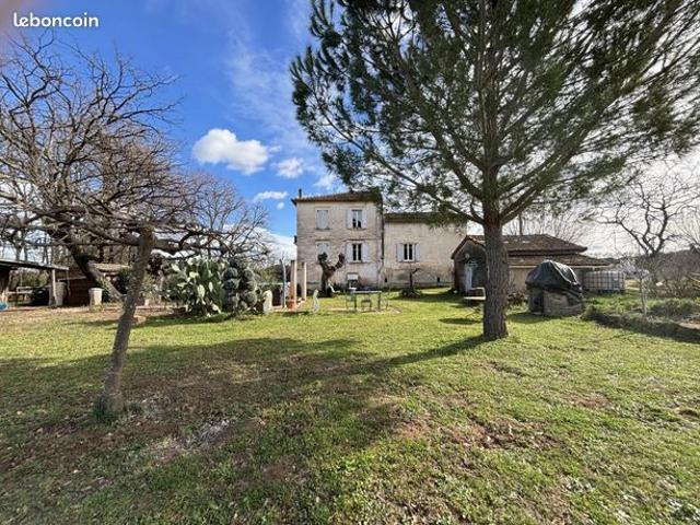 Maison 7 pièces 219 m²