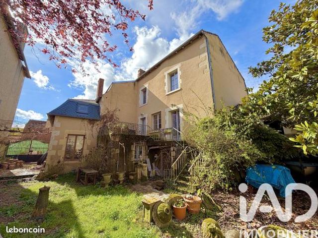 Maison 7 pièces 219 m²